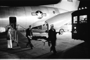 Wounded servicemen arriving from Vietnam at Andrews Air Force Base,1968. Photo: National Archives.